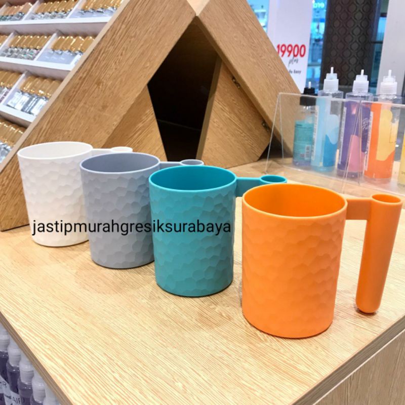Miniso Toothbrush Holder MINISO Toothbrush Holder MINISO Mouthwash