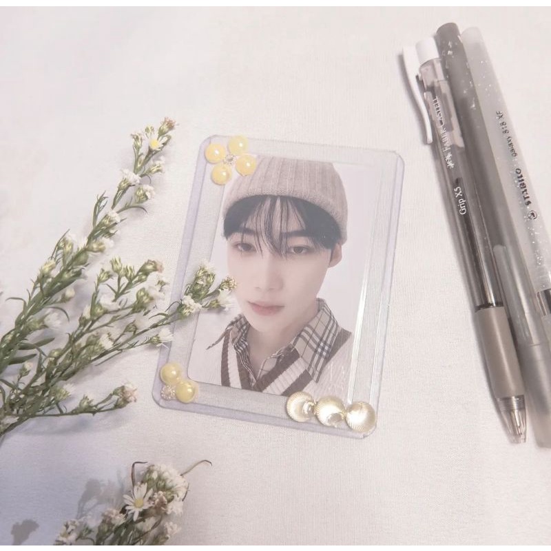 ASSORTED OFFICIAL PHOTOCARDS [ SCO ONLY ] | Shopee Philippines