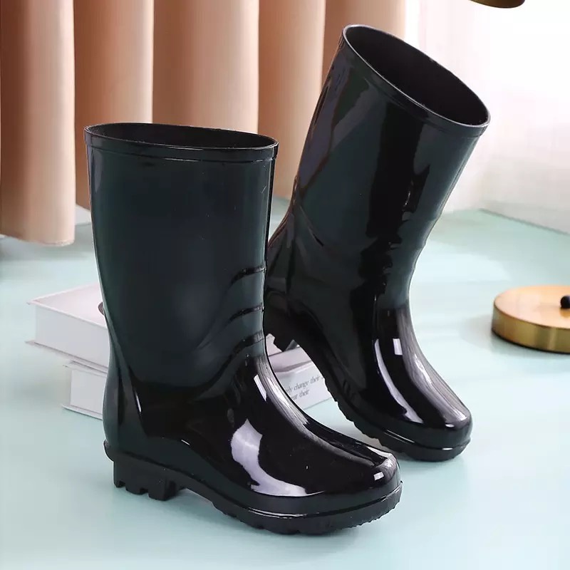 Plain black rain clearance boots