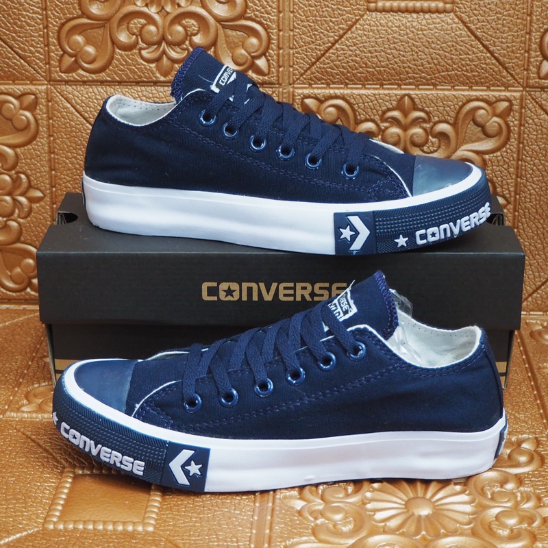 Converse store ct2 low