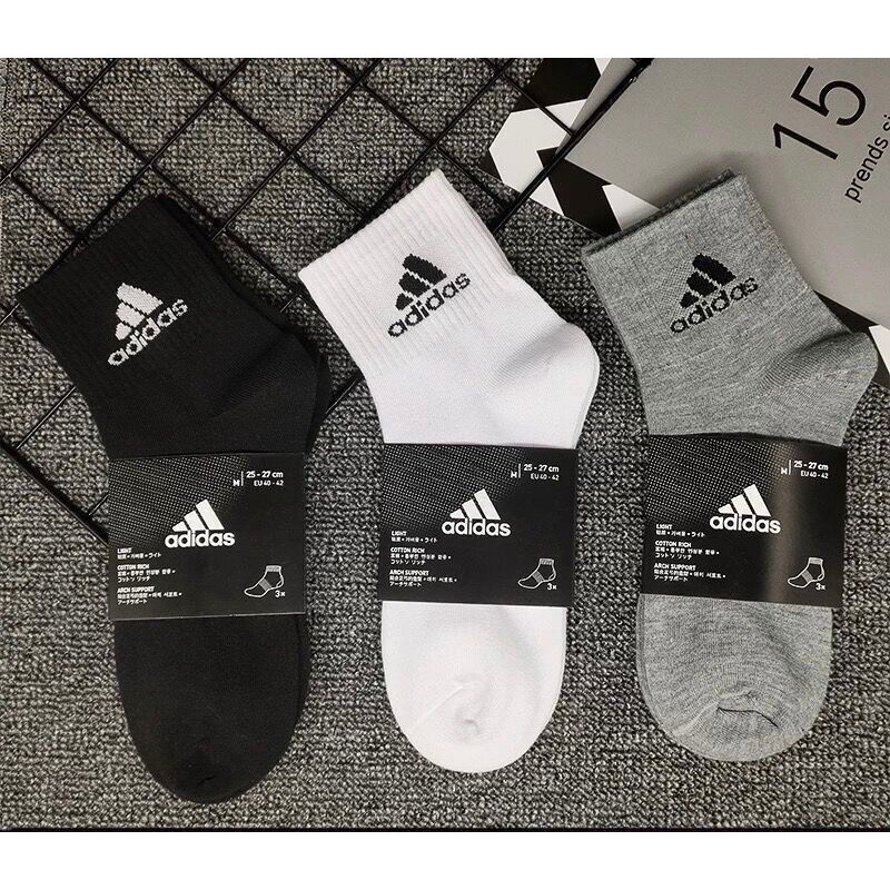 Adidas white hot sale basketball socks