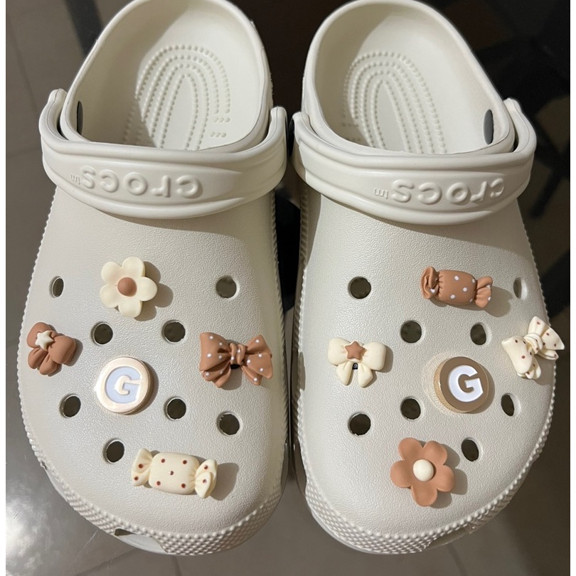 Cartoon Bowknot Flower Jibits Croc Candy Bear Croc Jibbits Rabbit ...