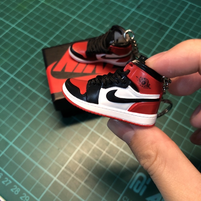 Jordan 1 High Bred Toe (Mini Keychains) Shopee Philippines