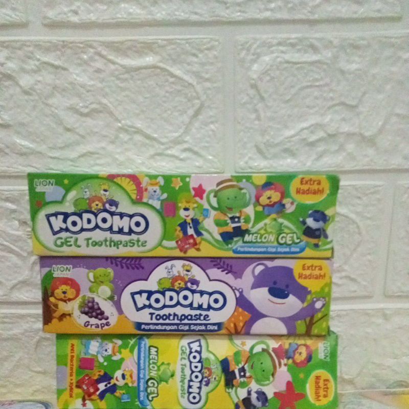 Kodomo Toothpaste 45gr extra random gift | Shopee Philippines