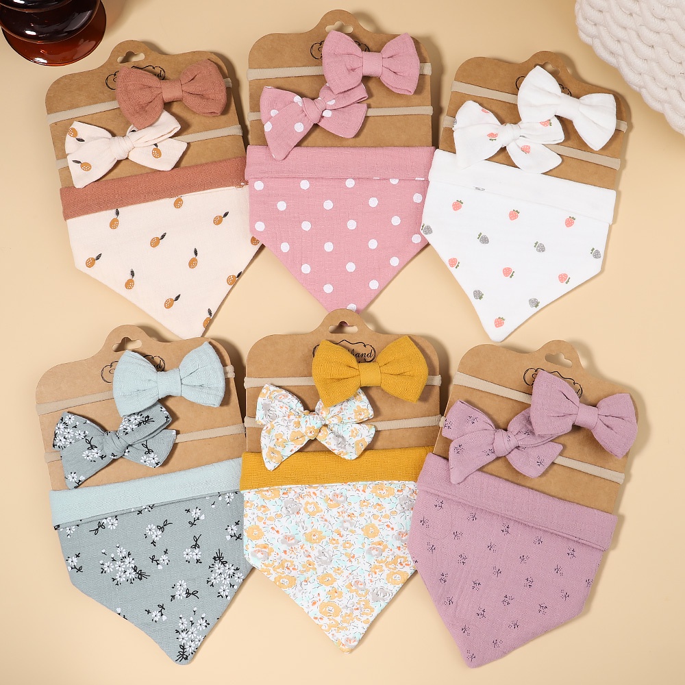 BABIES HEADBAND AND BIB SET FLOWER CHILD main image 1