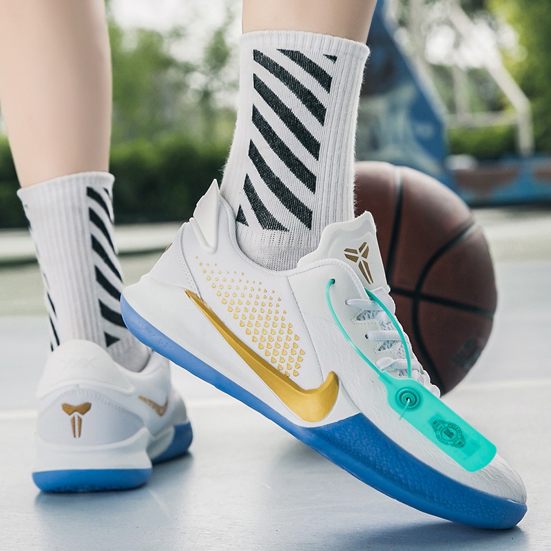 Fashionable on sale basketball shoes