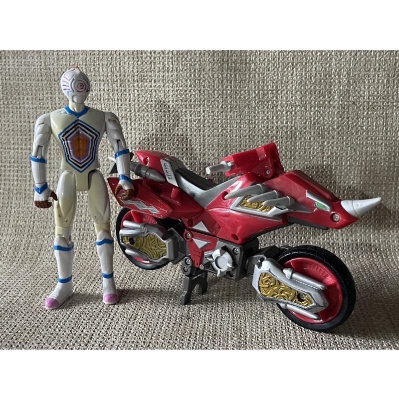Power Rangers Motor Vehicle and White Triptoid Figure | Shopee Philippines