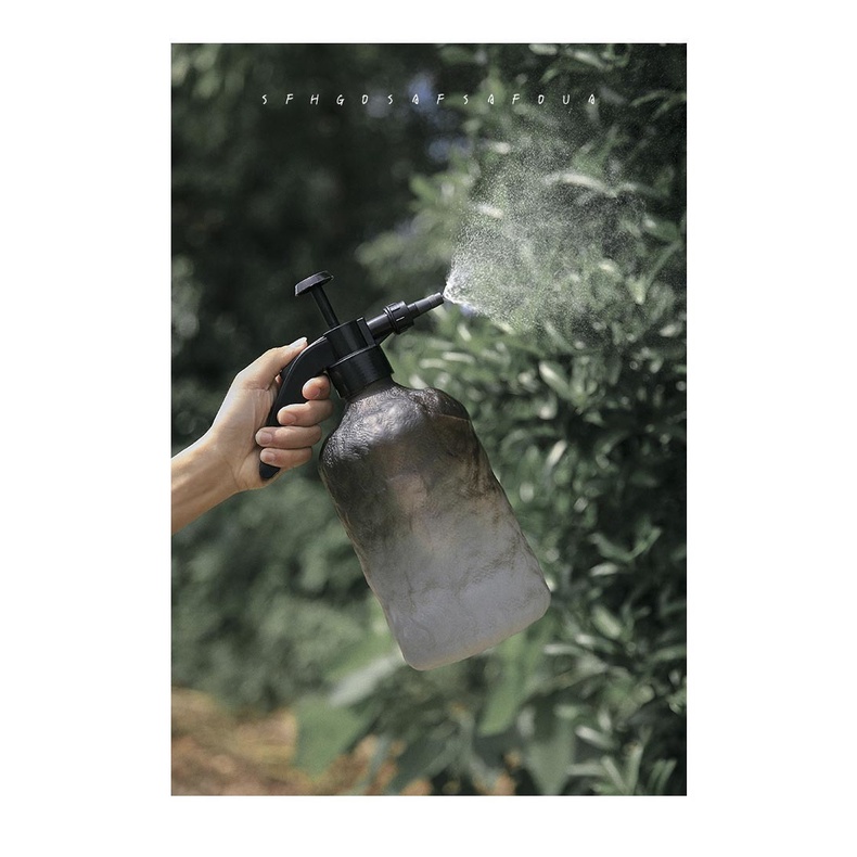 2000ML High Capacity Watering Can Plant Spray Bottle For Flower ...
