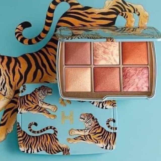 Authentic Hourglass Ambient Lighting Edit Unlocked 2022 Tiger Pallet