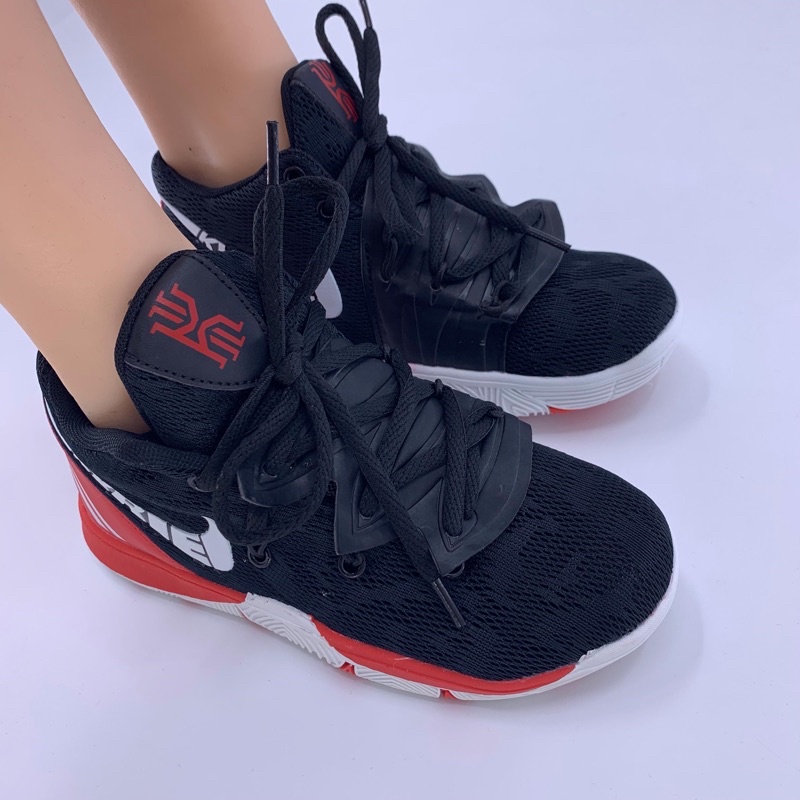 Kyrie 5 hot sale boys shoes