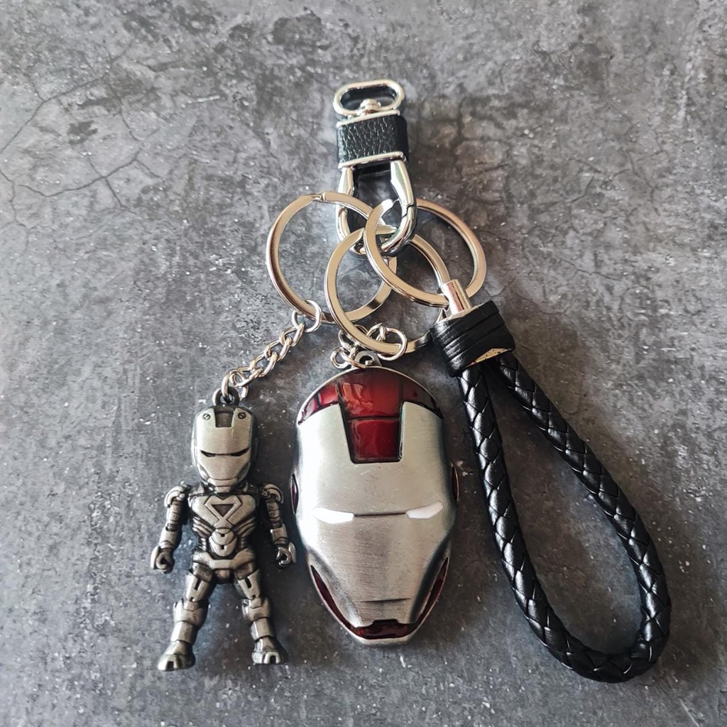 Keychain avengers on sale