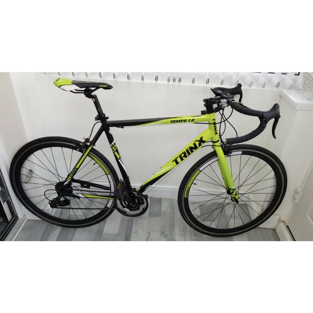 Trinx tempo 1.0 road bike price hot sale