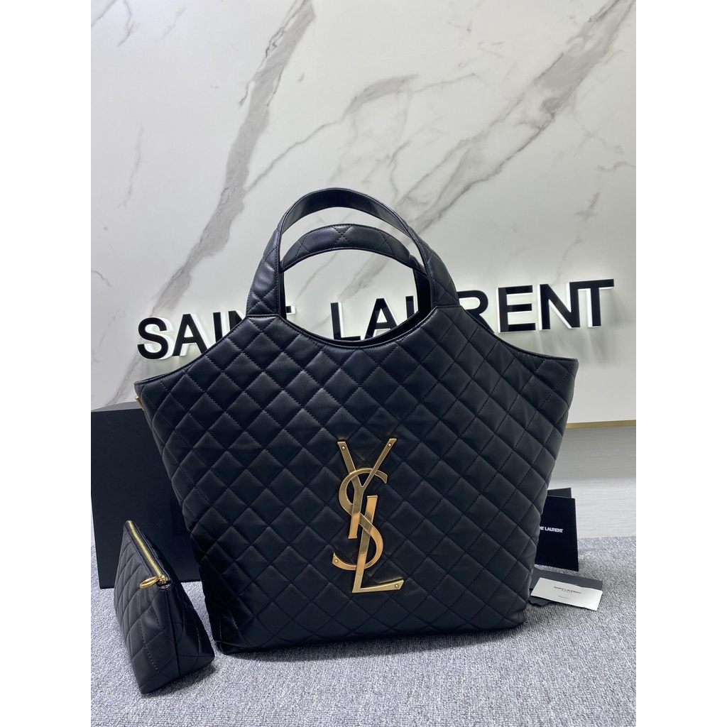 YSL ICARE MAXI SHOPPING BAG IN QUILTED LAMBSKIN – White 698651