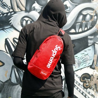 Supreme discount chest bag