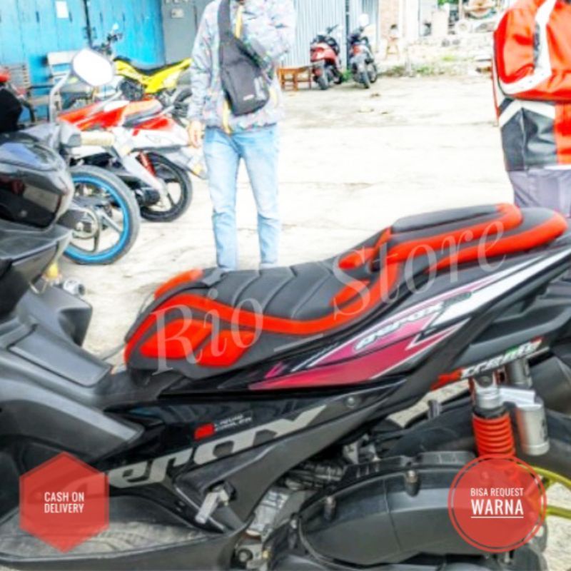 Custom Leather Motorcycle Seat Cover Yamaha Aerox 125 150 155 160