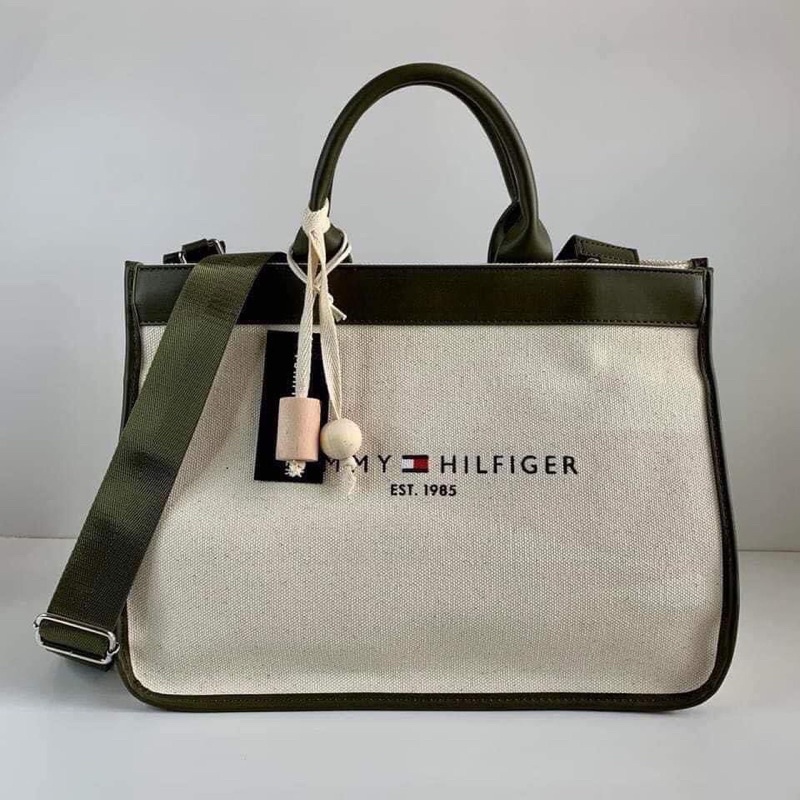Canvas tommy hilfiger cheap