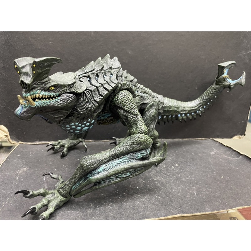 Neca Pacific Rim Kaiju Otachi | Shopee Philippines