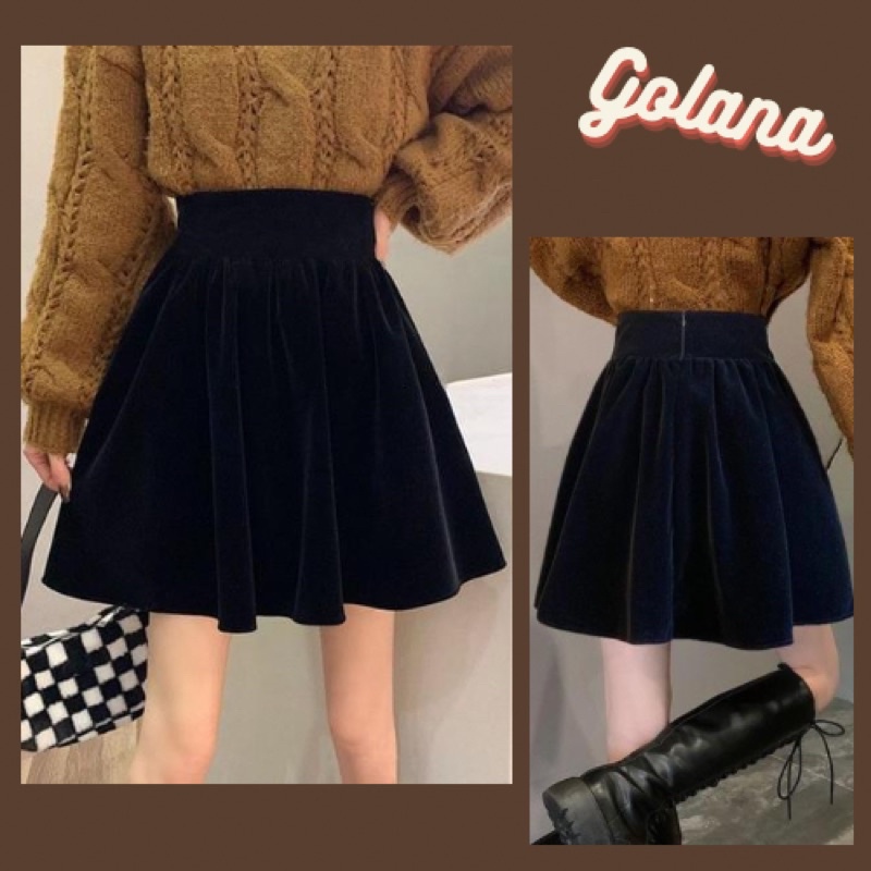 High waisted hip hugging A-line short skirt