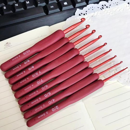 9PcsTulip Red Crochet Needle With Free Shipping Tulip Crochet Hooks Set