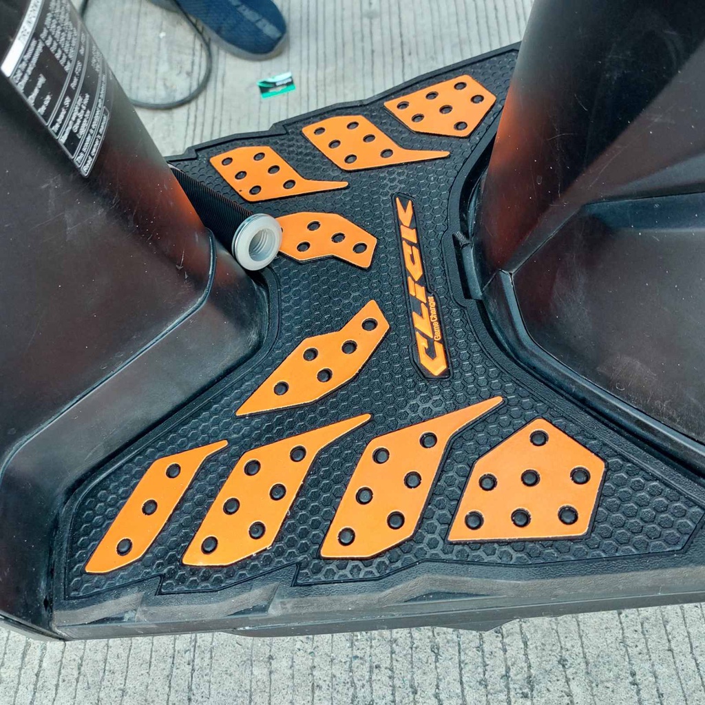 Honda Click V3 V2 125 and 150 heavy duty rubber matting. Color orange ...