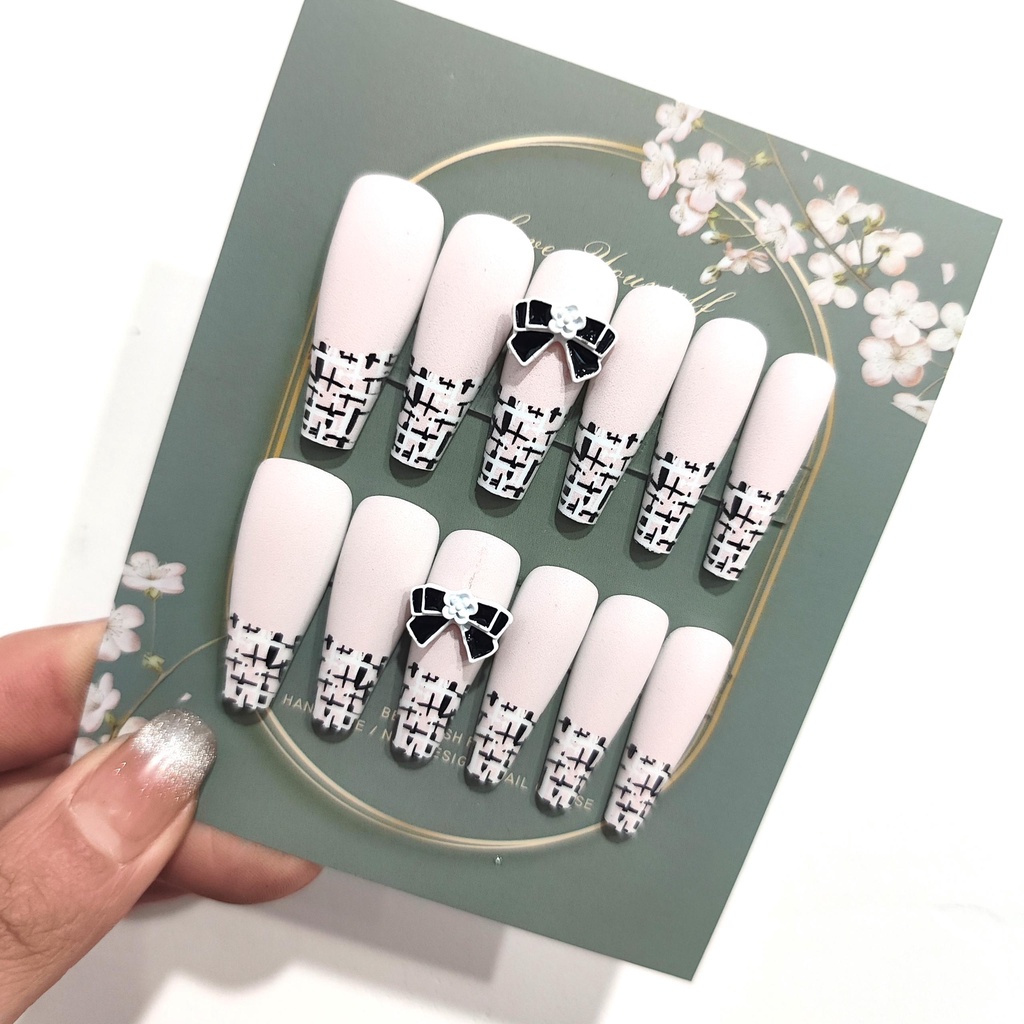SZ 24 pcs Fake Nails Set With Glue Matte Nail Sticker Long Nails French