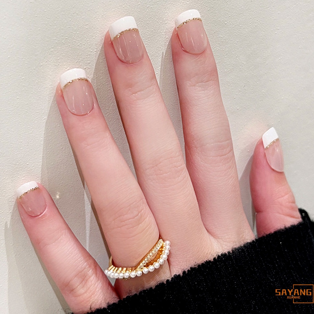 Chic Fake Nails with Silver Line NonToxic SkinFriendly Fake Nail for