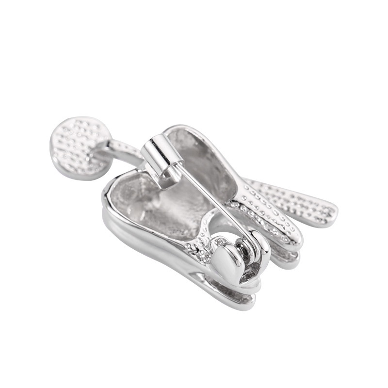 Creative Medical Brooch Badges Uterine Lung Teeth Syringe Brooches Pin ...