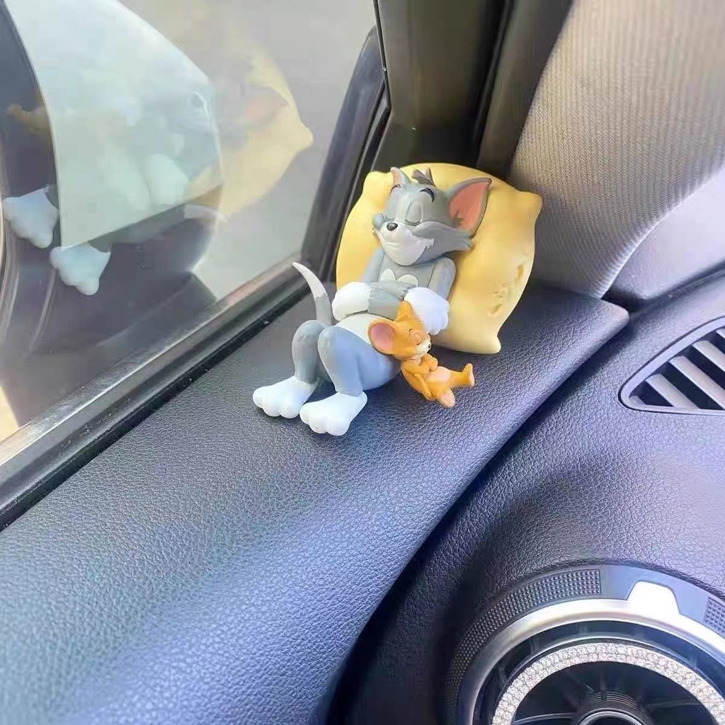 Car accessories cat and mouse Tom Jerry car decorations car dashboard