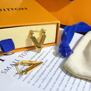 Super rare Louis Vuitton LOUIS VUITTON essential V single hoop