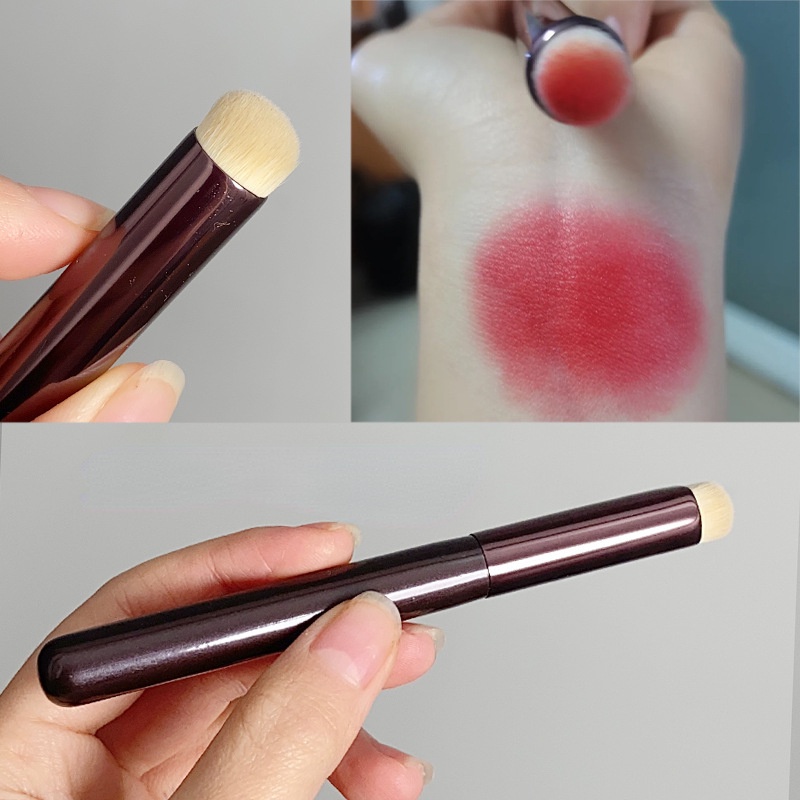 Lip Brush Lip Smudge Brush Concealer Matte Round Head Lipstick Brush