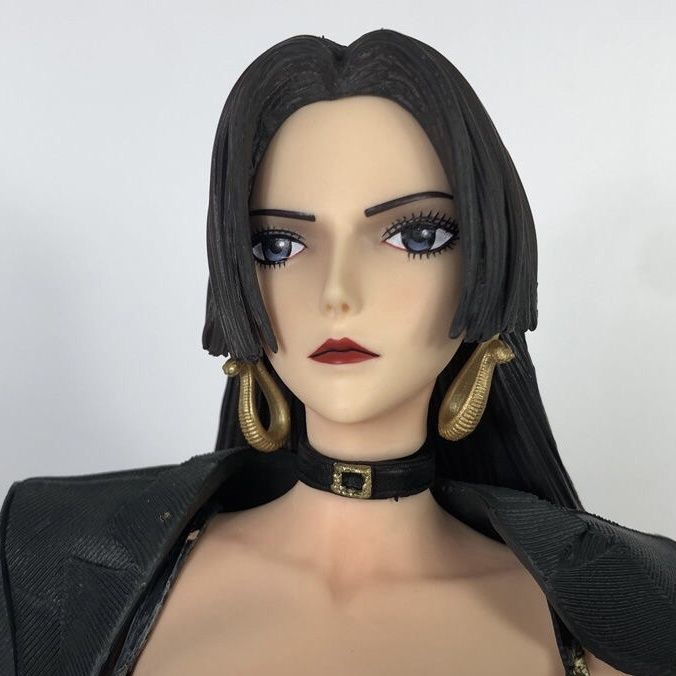 Uta Suit Empress One Piece Interchangeable Manual Anime Figure Model Ornaments Handsome Haonan