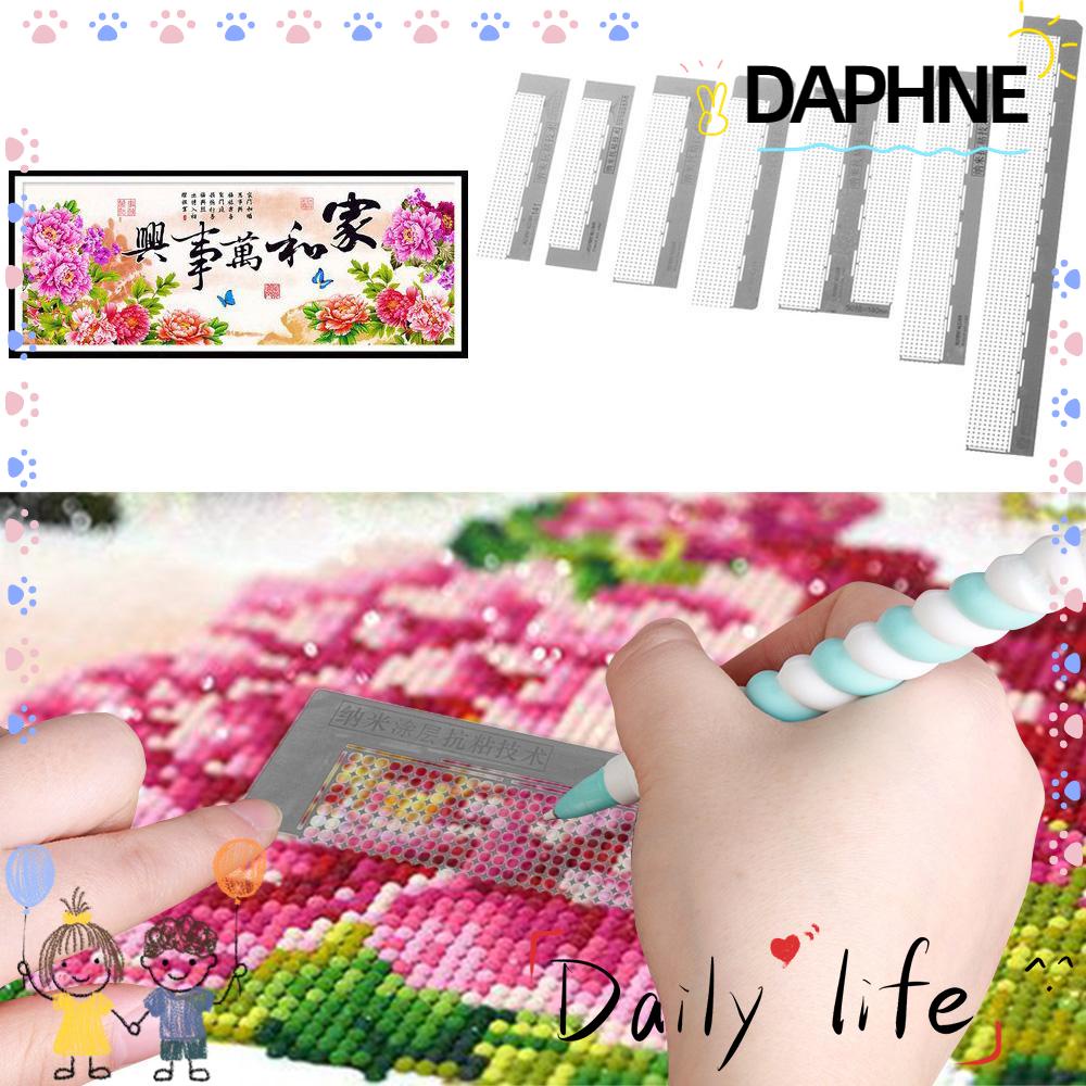 Daphne Crystal Embroidery