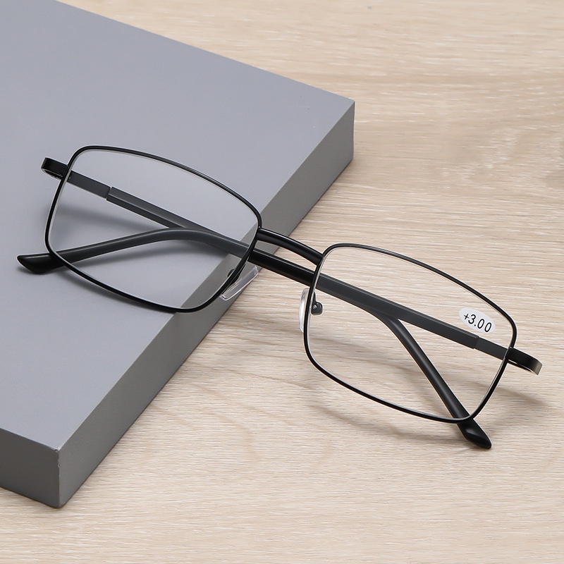 100 400 Full frame anti blue light reading glasses men s and women s models clear and not easy to fatigue elderly flower glasses reading glasses Shopee Philippines