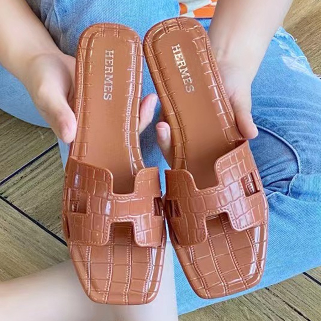 haldy leather slides