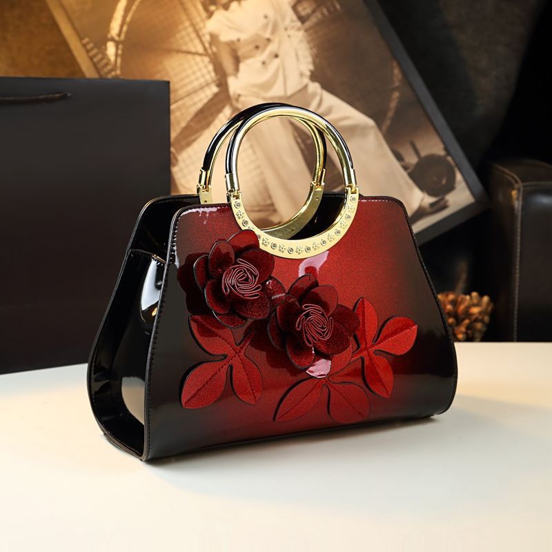 Flower HighEnd Temperament Elegant Bag 2024 New Style AllMatch Ladies