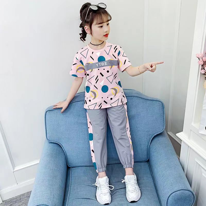 Summer Hot Selling Baby Kids Girls Short Sleeves Cartoon Pattern T-shirt and Striped Pants Clothing Set