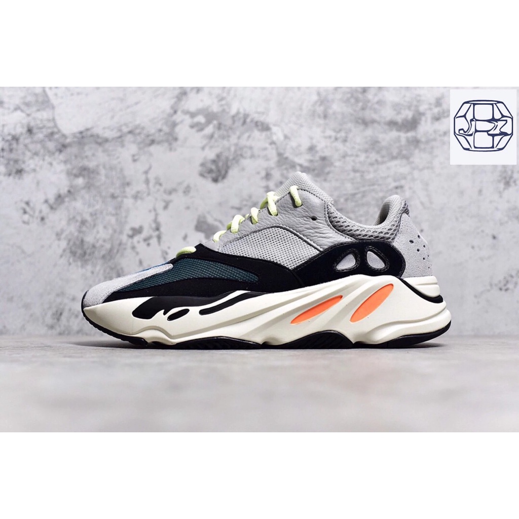 yeezy 700 dad shoes