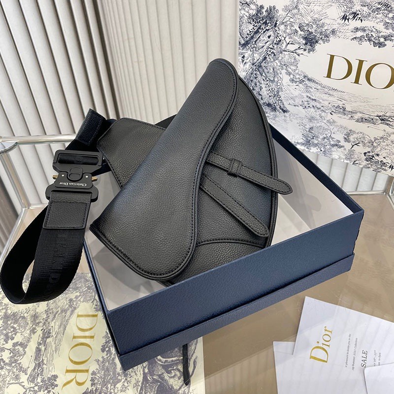 100Original Dior Messenger Bag Female 2023 New Saddle Bag Embroidered