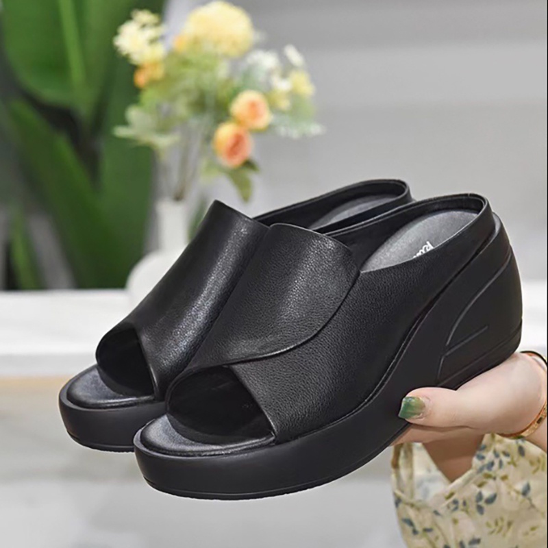 Women Wedge Sandals Patent Leather Fashion Temperament Soft