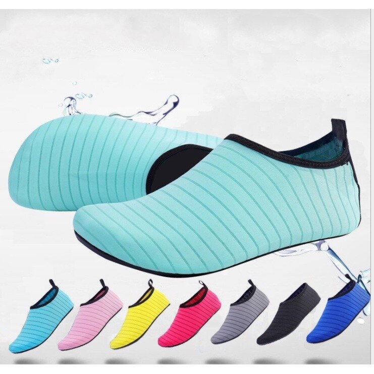 Nike aqua socks womens online