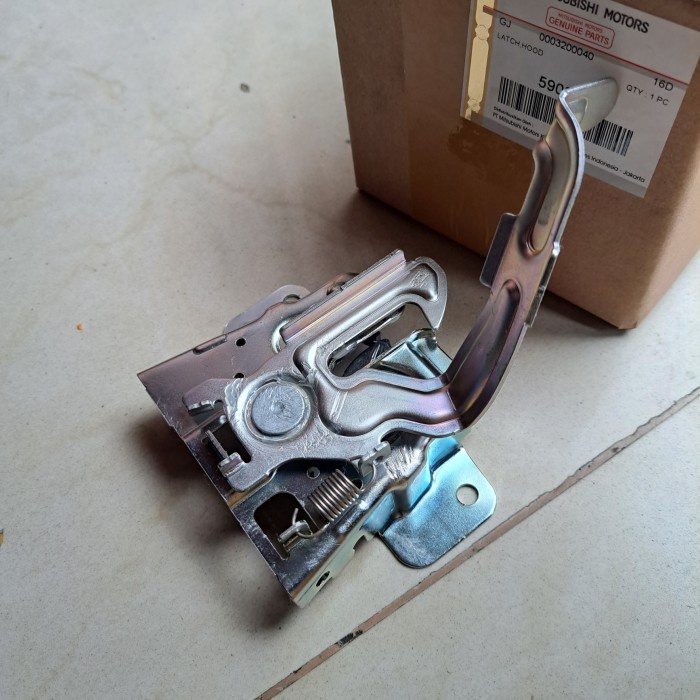 MESIN Original Mitsubishi Xpander Cross Latch Hood Engine Lock Cap ...