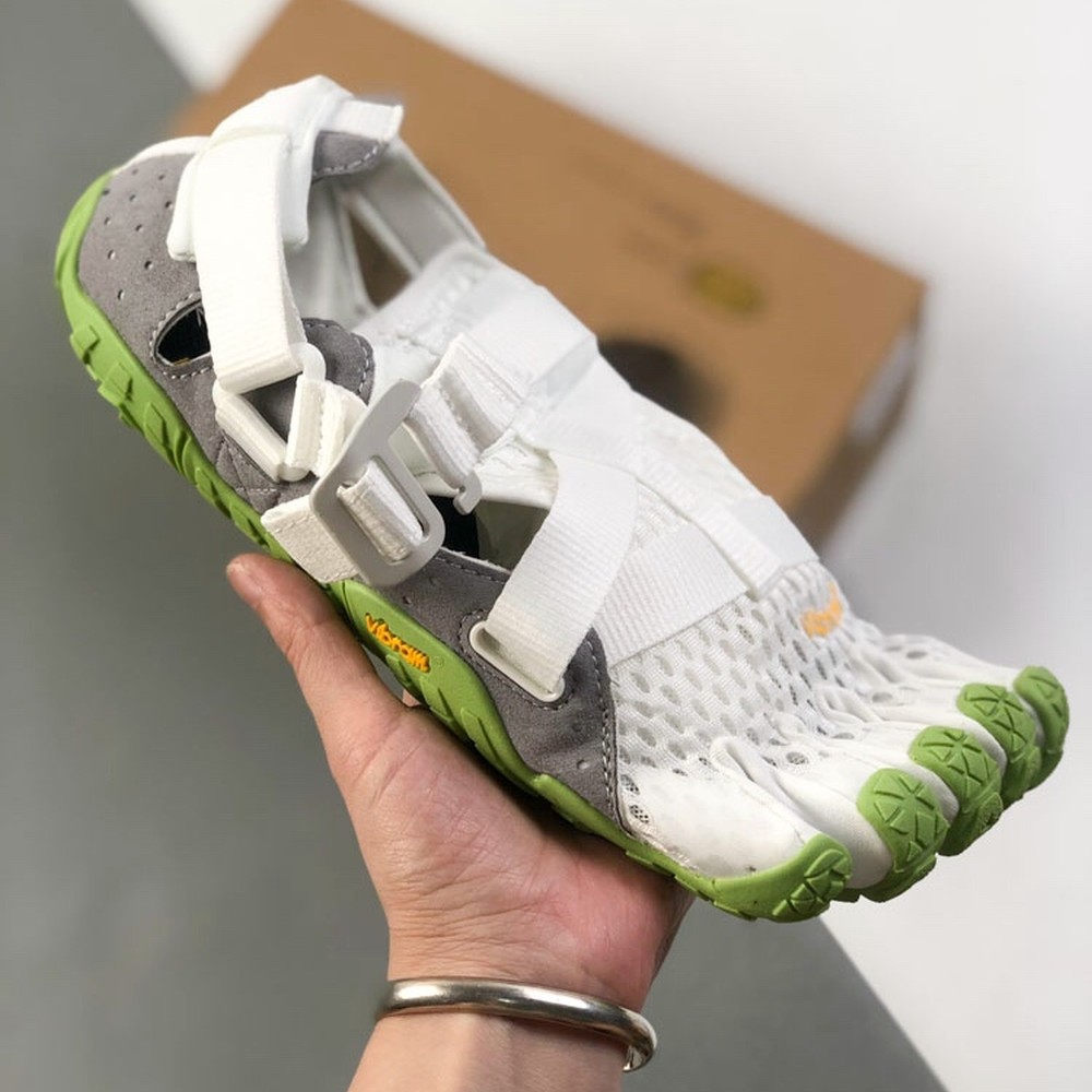 Vibram SUICOKE LOW-CUT Five Fingers Nin-Lo Slip over the feet