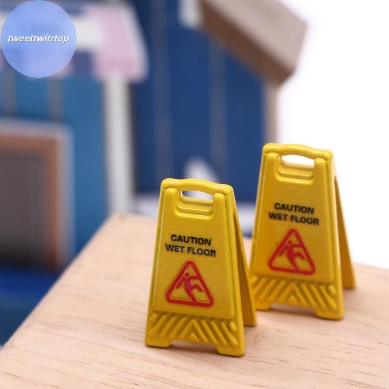 TRTOP Dollhouse Warning Sign Beware Of Slippery Floor Sign Miniatures ...