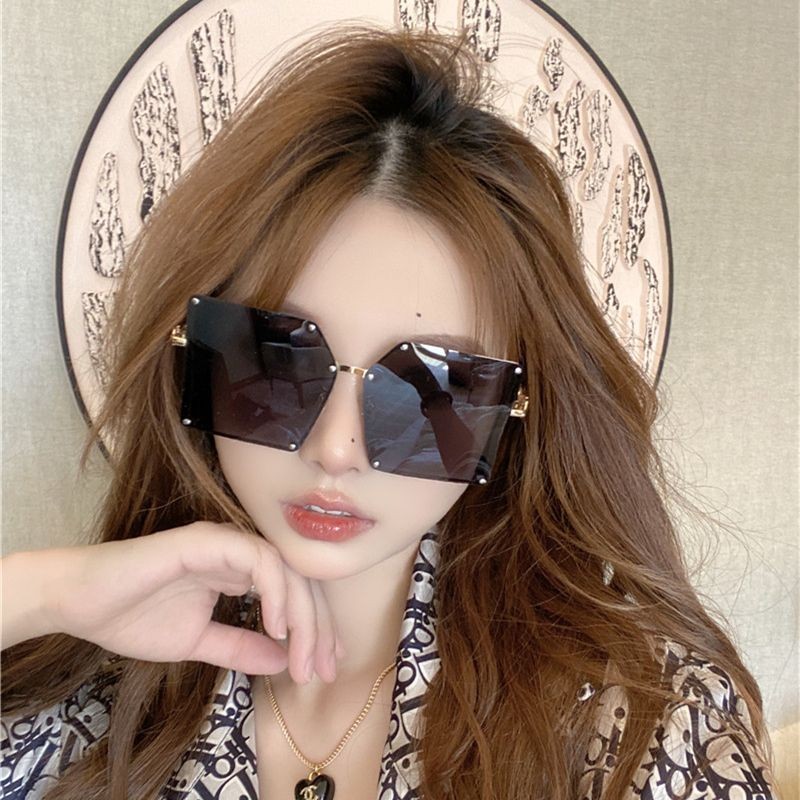 Gfgf Korean Version Hollow Metal Chain Large Square Slimmer Look ...
