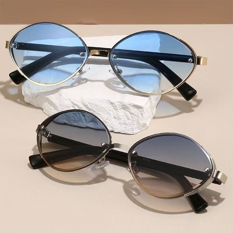 Fashionable Retro Metal Oval Cat Eye Sunglasses UV400 Anti UV