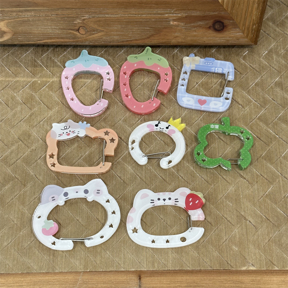 Strawberry Cat Four-leaf Clover Girlfriends Carabiner Acrylic Pendant ...