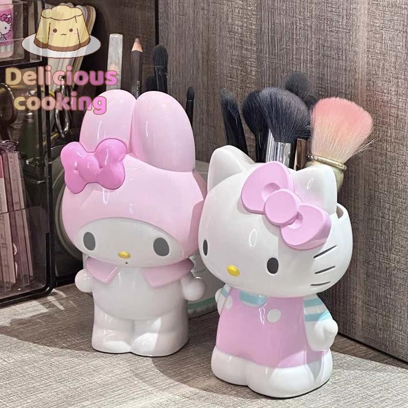 [Delicious cooking] Sanrio Hello Kitty Pen Holder Anime My Melody  Stationery Makeup Brush Organizer Desktop Decoration Gifts Toy [new]