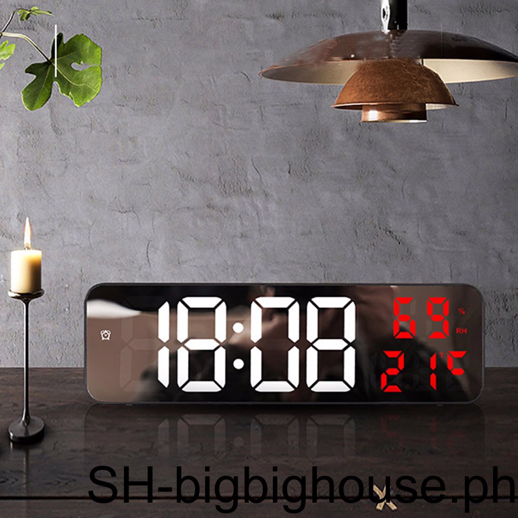Modern Style LED Digital Timer Mirror Surface USB Charging