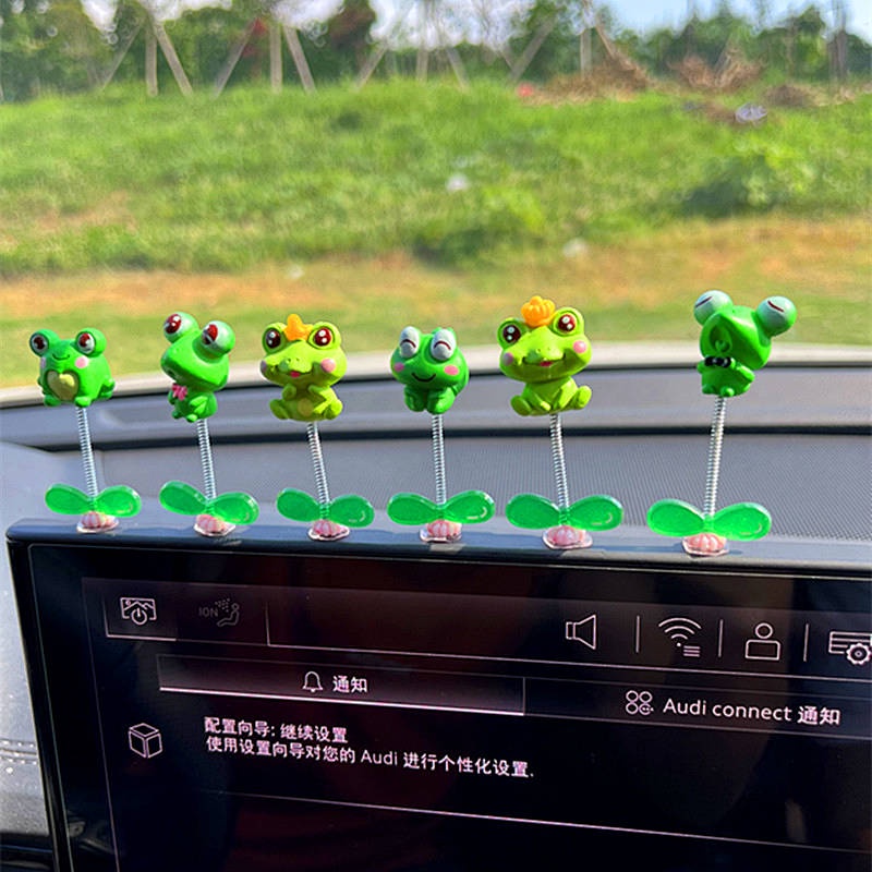 Green Leaf Frog Car Shaking Head Decoration Car Small Ornaments ...