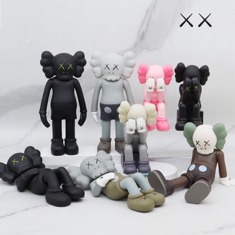 KAWS Street Fashion Vinyl Action Figure Art Statue Model Toys Desktop ...